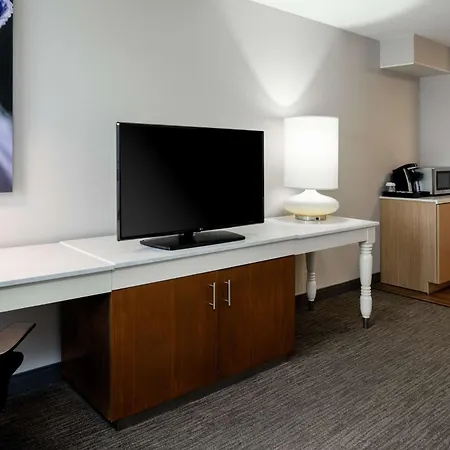 Hilton Garden Inn Folsom-2