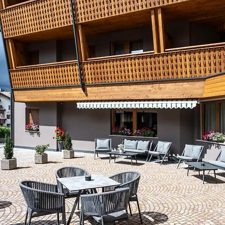 Hotel Alpenroyal-2