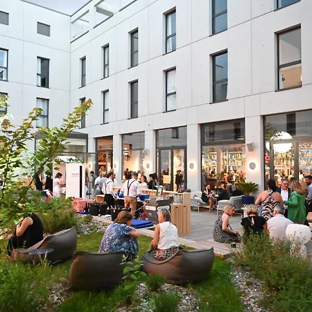 The Ruck Hotel-2