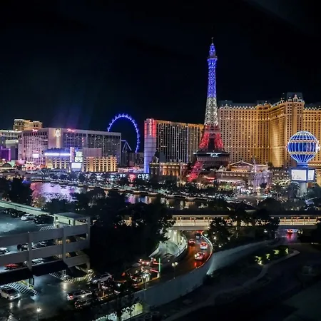 Stay Together Suites - Penthouse On The Strip Sleeps 20 - No Resort Fee-2