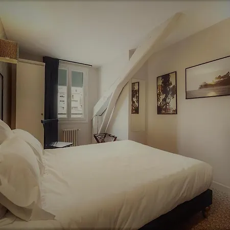 Urban Style Hotel Des Carmes-2