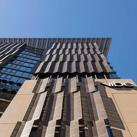 Vibe Hotel Adelaide-3
