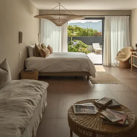 Suites 23-3