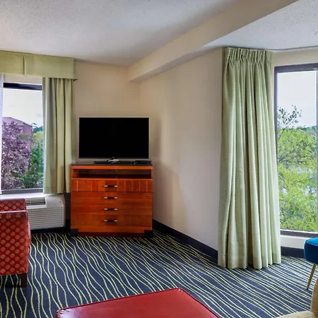 Hampton Inn Columbia I-26/Harbison Blvd-2
