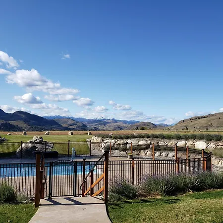 Casia Lodge And Ranch-3