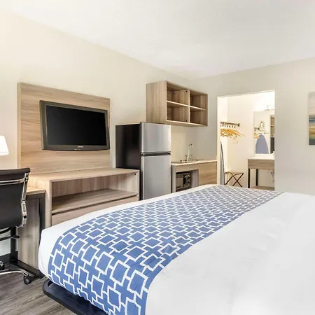 Suburban Studios Tysons Corner-3