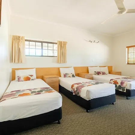 Landsborough Lodge Motel-3