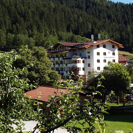 Landhotel Tirolerhof-3