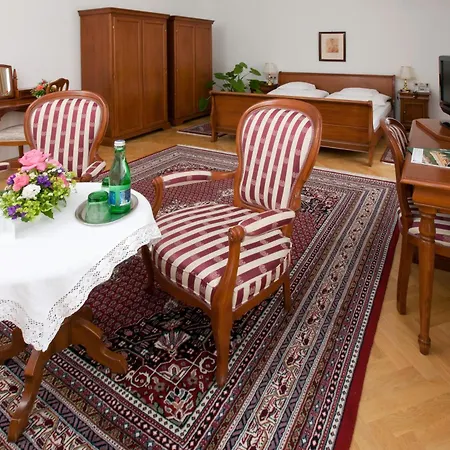 Hotel Richard Löwenherz-3