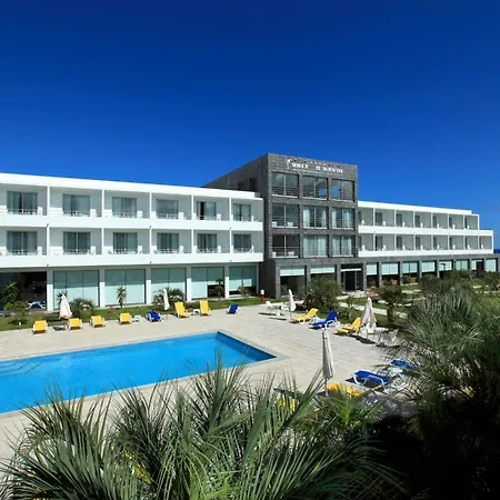 Hotel Vale Do Navio-2