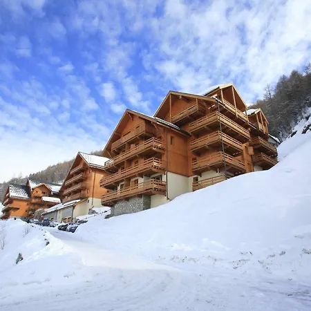 Résidence Odalys Le Hameau et les Chalets de la Vallée d'Or-2