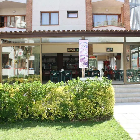 Aparthotel Las Mariposas-2