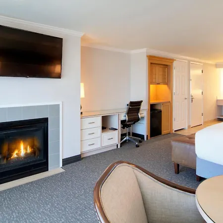 Hallmark Resort In Cannon Beach-2