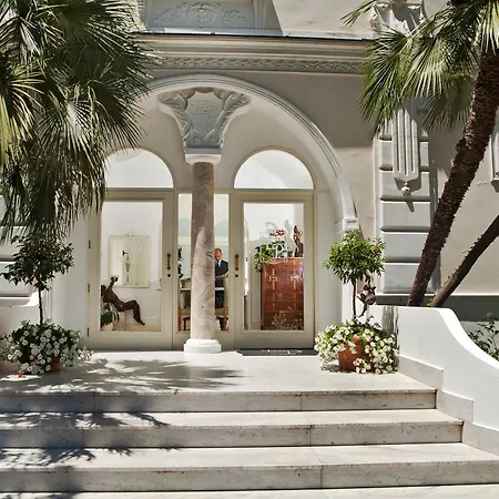 Luxury Villa Excelsior Parco-2
