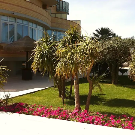 Hotel Maxim'S-3