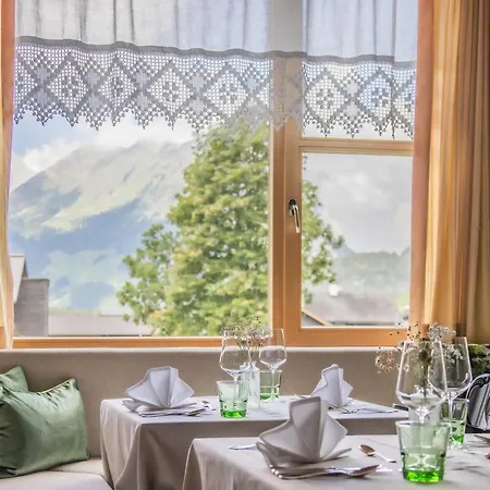 BOUTIQUEHOTEL das edelweiss-3