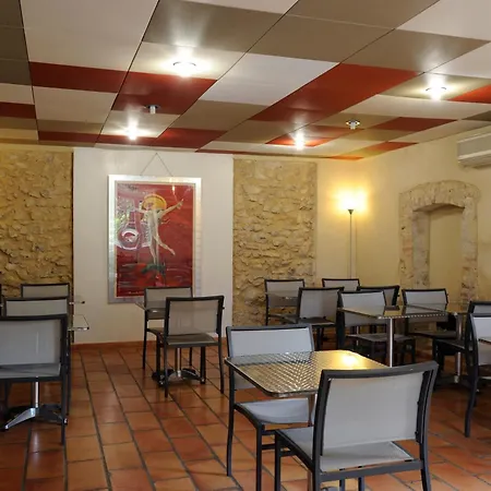Hôtel Montmirail-2