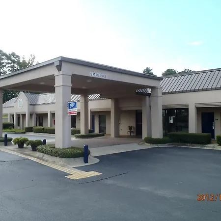 Days Inn By Wyndham Alexander City-3