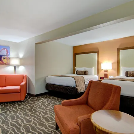 Westbridge Inn And Suites-3