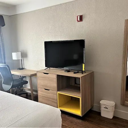 Days Inn By Wyndham Denham Springs-Baton Rouge East-3