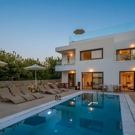 Mika Villas & Suites-3