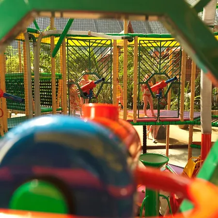 Tropical Islands-3