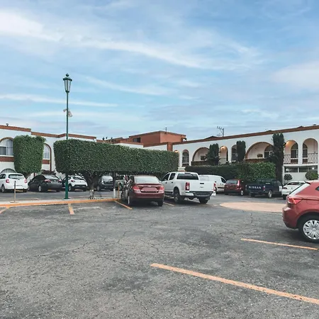 Hotel&Suites Villa del Sol-2