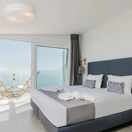 Golden Coast Beachfront Resort-3