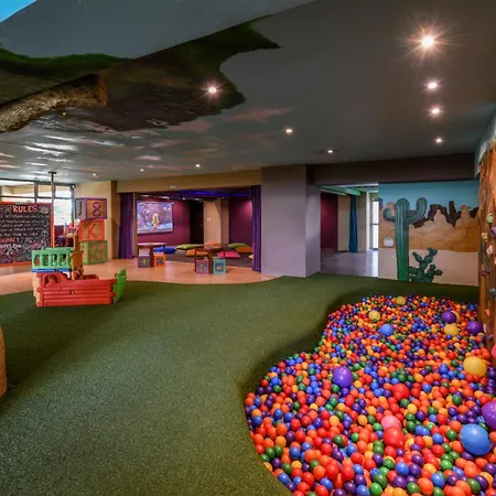 Generations Riviera Maya Oceanfront Family Resort, All & More Inclusive-2