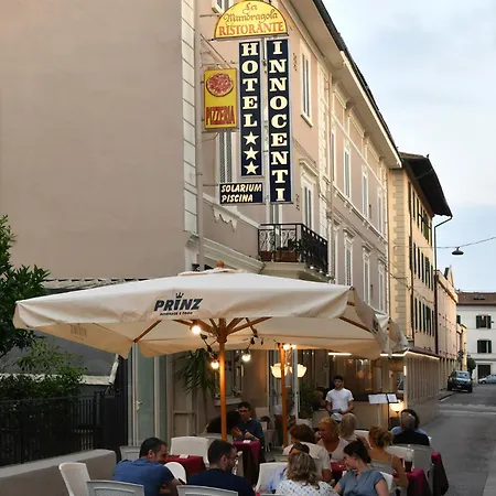 Hotel Innocenti-3