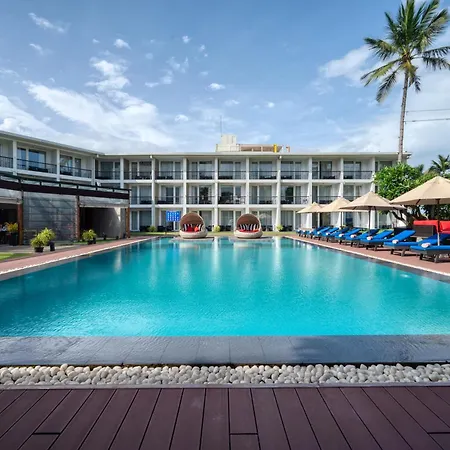 Camelot Beach Hotel-3