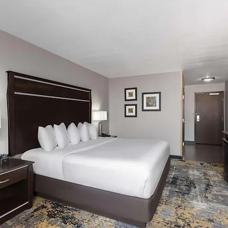 La Quinta By Wyndham Sioux Falls-2