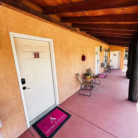 Adobe Rose Boutique Inn-2