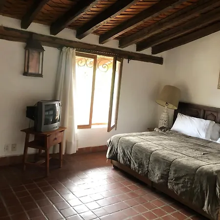 Posada de la Mision, Hotel Museo y Jardin-3