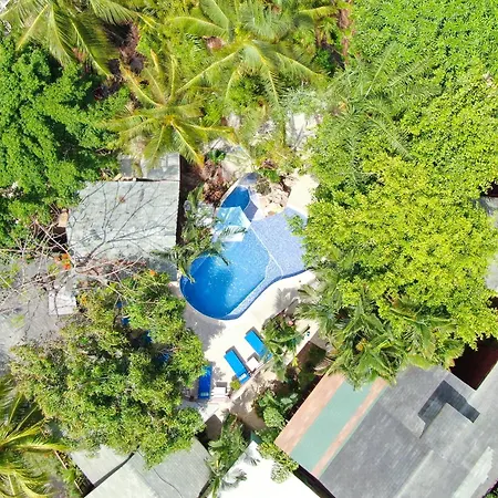 West Bay Lodge And Spa-2