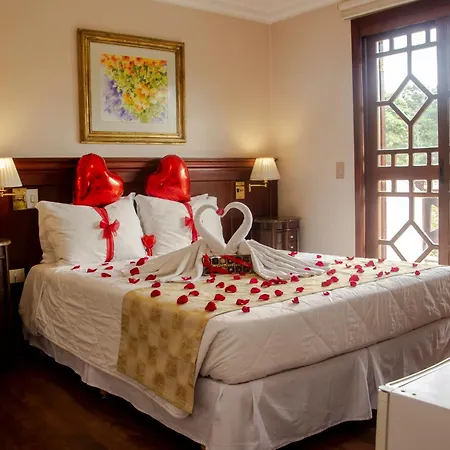 Le Suisse Elegance Hotel-3