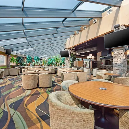Best Western Plus Mirage Hotel And Resort-3