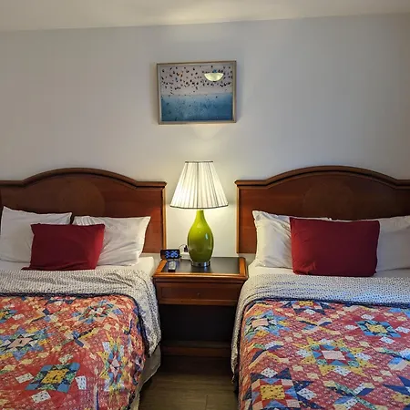 Apple Inn And Suites Cooperstown Area-3