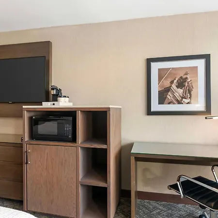 Best Western Plus Kansas City Sports Complex Hotel-2
