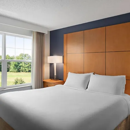 Residence Inn Mt. Laurel At Bishop'S Gate-3