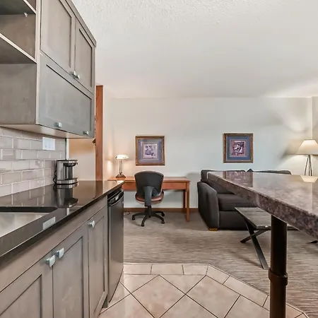 Jasper Inn & Suites By Innhotels-2