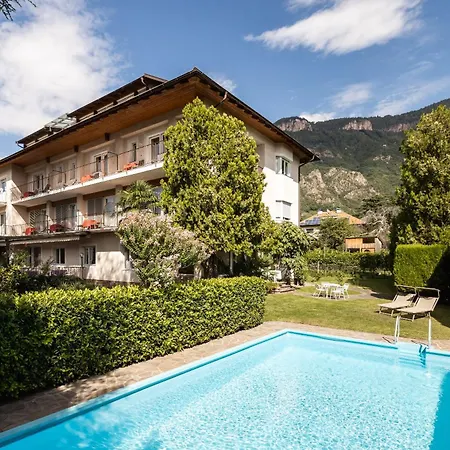 Hotel Weingarten-3