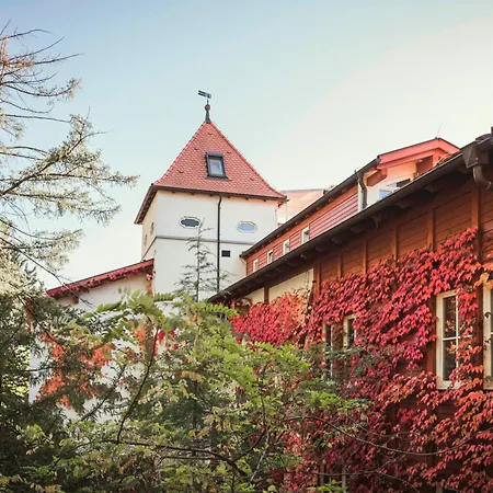 Relais&Chateaux Hotel Castel Fragsburg-3