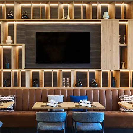 Four Points By Sheraton Barcelona Airport-3