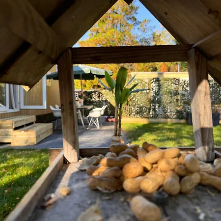Veluwshof Hoenderloo Holidays Luxe Holidayhomes With Private Jacuzzi'S - Swimmingpool - Tennis Court - Bowling - Supermarket And Children Entertainment-2