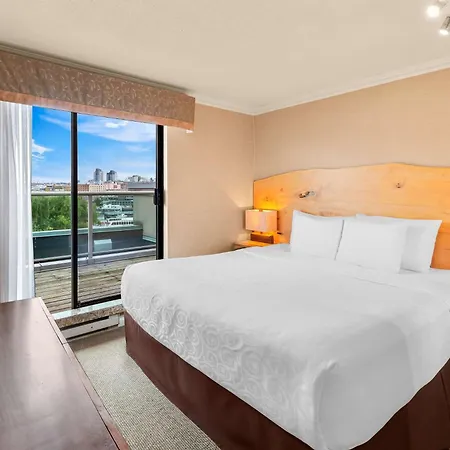 Best Western Plus Inner Harbour Hotel-2