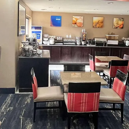 Comfort Inn & Suites Jackson North-2
