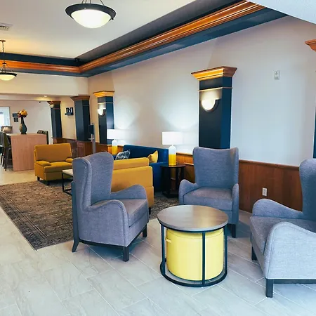 Comfort Inn & Suites Sheboygan I-43-2
