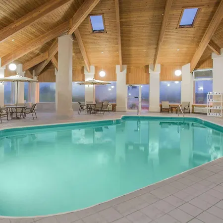 Baymont By Wyndham Freeport-3