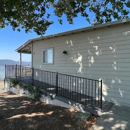 Clear Lake Cottages & Marina-3